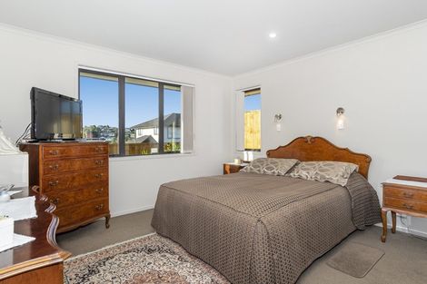 Photo of property in 24 Annandale Drive, Pyes Pa, Tauranga, 3112