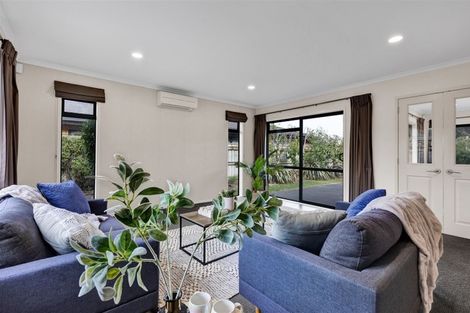 Photo of property in 23b Marlin Terrace, Bell Block, New Plymouth, 4312