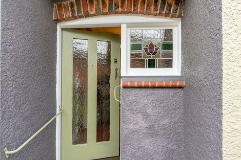 Photo of property in 360 Bay View Road, Saint Clair, Dunedin, 9012