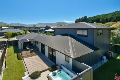 Photo of property in 24 Risinghurst Terrace, Lower Shotover, Queenstown, 9304