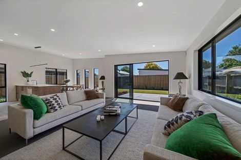 Photo of property in 2/557 Cranford Street, Papanui, Christchurch, 8052