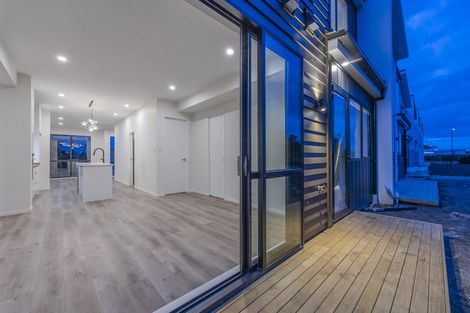 Photo of property in 3 Whawhaki Lane, Kumeu, 0810