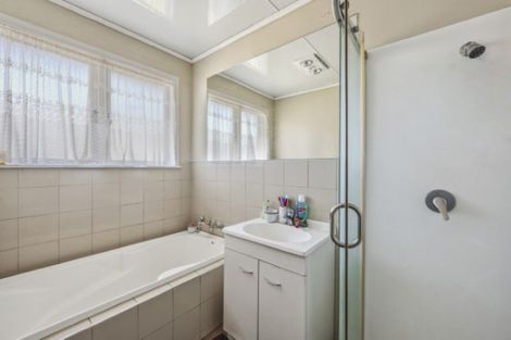 Photo of property in 92 Turner Drive, Western Heights, Rotorua, 3015