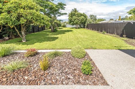 Photo of property in 27 Lewis Avenue, Aramoho, Whanganui, 4500