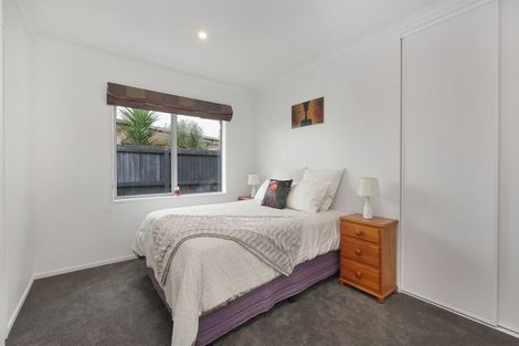 Photo of property in 5 Foresters Crescent, Parklands, Christchurch, 8083