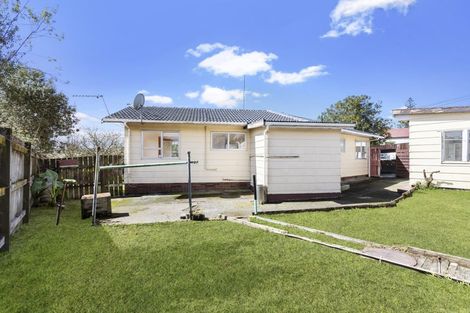 Photo of property in 412 West Coast Road, Glen Eden, Auckland, 0602