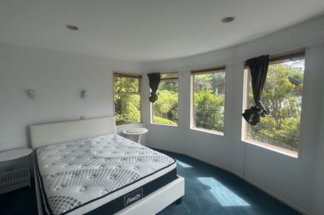 Photo of property in 2/823 East Coast Road, Northcross, Auckland, 0630