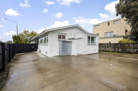 Photo of property in 1/37 Matipo Street, Riccarton, Christchurch, 8041