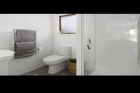 Photo of property in 3/57 Lake Road, Devonport, Auckland, 0624