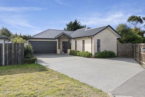 Photo of property in 570 Bower Avenue, Parklands, Christchurch, 8083