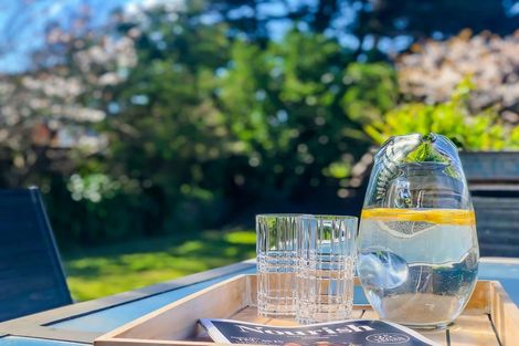 Photo of property in 17 Eruini Street, Waikanae Beach, Waikanae, 5036