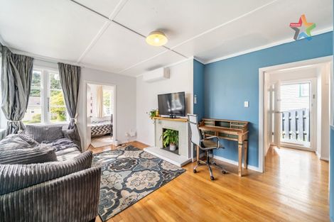 Photo of property in 77 Wilkie Crescent, Naenae, Lower Hutt, 5011