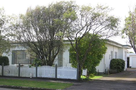 Photo of property in 18 Trent Avenue, Hokowhitu, Palmerston North, 4410