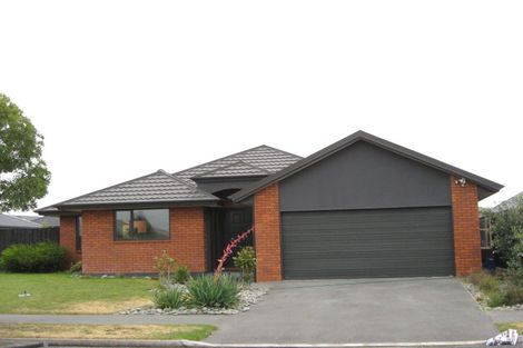 Photo of property in 39 Amoka Crescent, Parklands, Christchurch, 8083