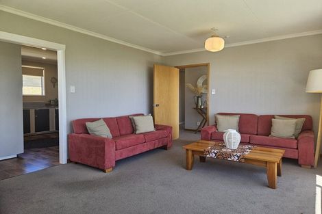 Photo of property in 32 Aorangi Crescent, Lake Tekapo, 7999