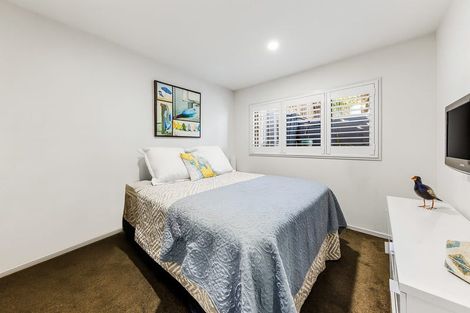 Photo of property in 2/12 Browns Road, Rothesay Bay, Auckland, 0630