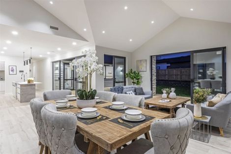 Photo of property in 7 William Blake Way, Riverhead, 0820