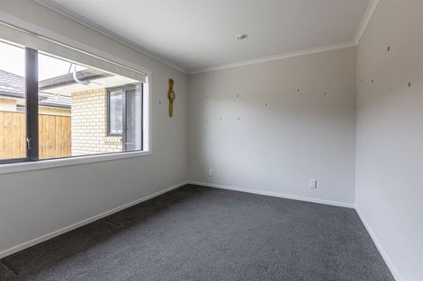Photo of property in 108 Hillcrest Drive, Kelvin Grove, Palmerston North, 4414