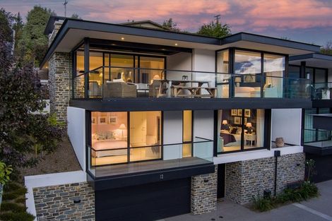 Photo of property in 12 Bay Rise, Wanaka, 9305