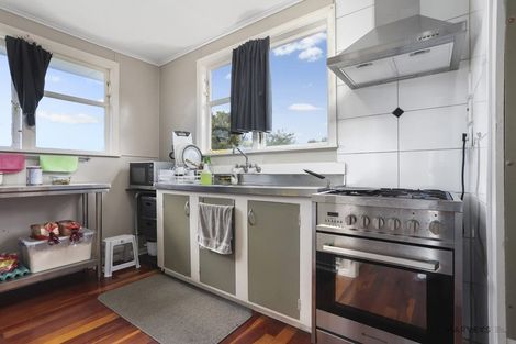 Photo of property in 4a Shoreham Street, Avondale, Auckland, 0600