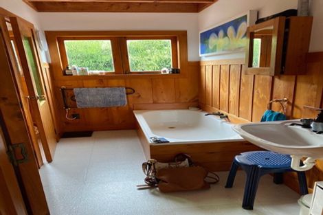 Photo of property in 1/66 Nile Road, Milford, Auckland, 0620