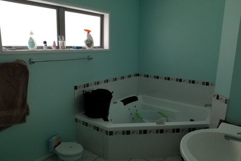 Photo of property in 102 Ridge Street, Otumoetai, Tauranga, 3110