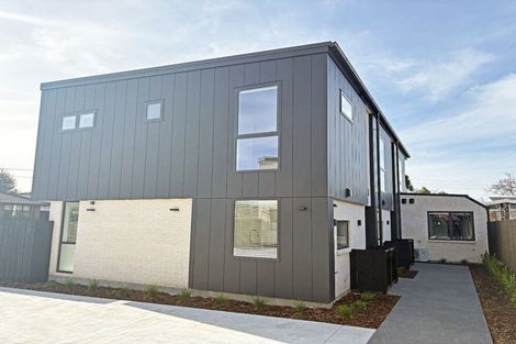 Photo of property in 3/2 Deloraine Street, Somerfield, Christchurch, 8024