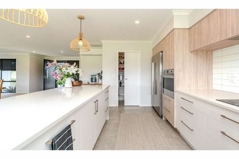 Photo of property in 11 The Lakes Drive, Kerikeri, 0230