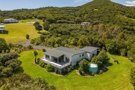 Photo of property in 15 Tikitiki Lane, Russell, 0272