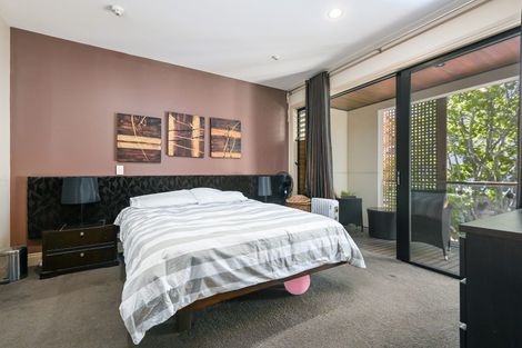 Photo of property in Latitude 37 East Apartments, 1h/20 Pakenham Street East, Auckland Central, Auckland, 1010