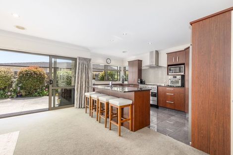 Photo of property in 21 Telford Way, Raumati Beach, Paraparaumu, 5032