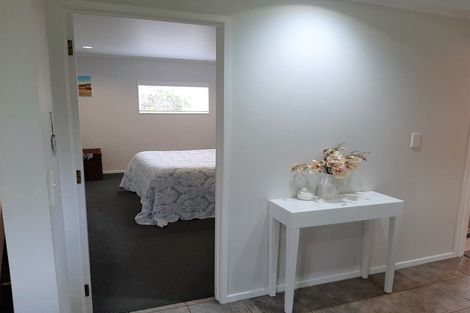 Photo of property in 531 Hibiscus Coast Highway, Hatfields Beach, Orewa, 0931