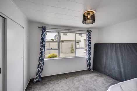 Photo of property in 11 Chester Street, Taradale, Napier, 4112