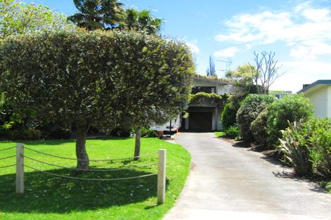 Photo of property in 36 Matakatia Parade, Matakatia, Whangaparaoa, 0930