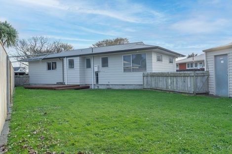 Photo of property in 21 Carter Crescent, Awapuni, Palmerston North, 4412