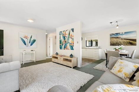 Photo of property in 25b Metcalfe Road, Ranui, Auckland, 0612