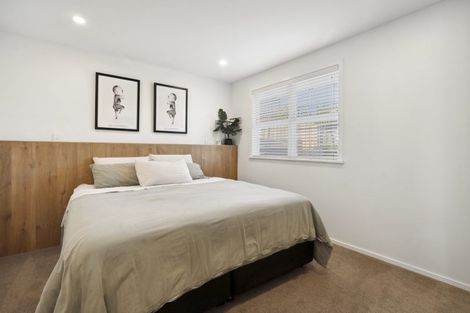 Photo of property in 570 Glenfield Road, Bayview, Auckland, 0629