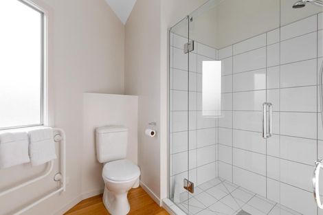 Photo of property in 21 Olivers Place, Queenstown, 9300