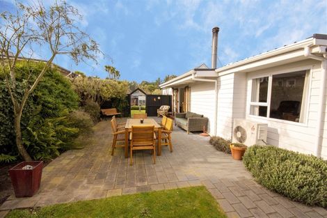 Photo of property in 31 Reserve Road, Waikuku Beach, 7473