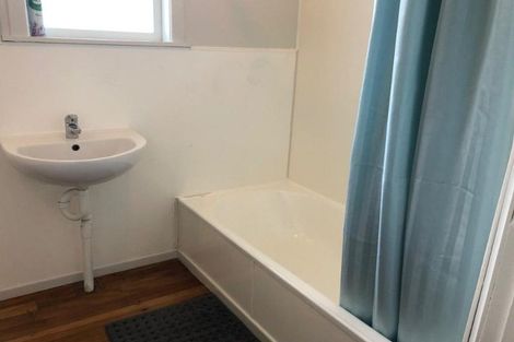 Photo of property in 1/468 Great South Road, Opaheke, Papakura, 2113