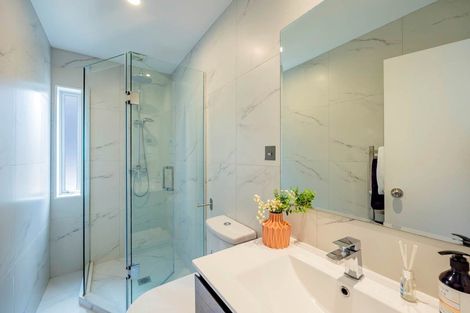 Photo of property in 16 Princeton Parade, Albany, Auckland, 0632