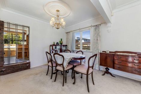 Photo of property in 49 Koromiko Street, New Lynn, Auckland, 0600