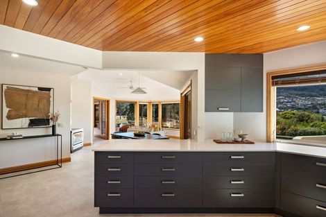 Photo of property in 732 Peninsula Road, Kelvin Heights, Queenstown, 9300