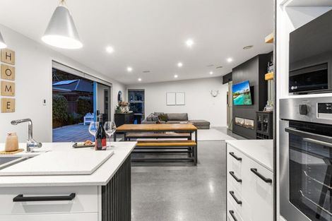 Photo of property in 261 Lakes Boulevard, Pyes Pa, Tauranga, 3112