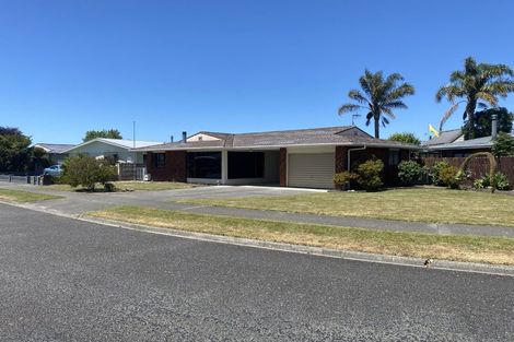Photo of property in 19 Roskilda Crescent, Taradale, Napier, 4112
