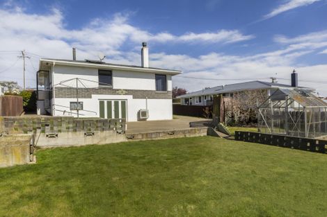 Photo of property in 18 Arrow Crescent, Holmes Hill, Oamaru, 9401