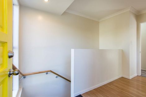 Photo of property in 7 Flaunty Place, West Harbour, Auckland, 0618
