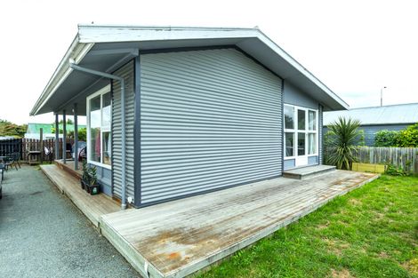 Photo of property in 3 Munro Street, Pleasant Point, 7903