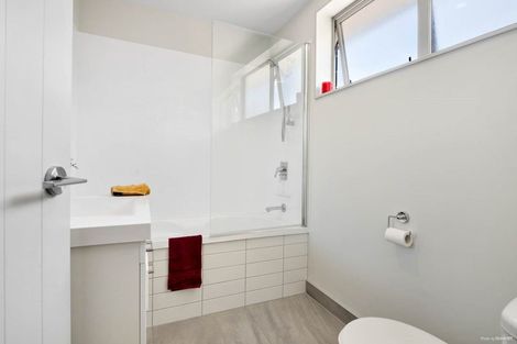 Photo of property in 167b Blockhouse Bay Road, Avondale, Auckland, 0600