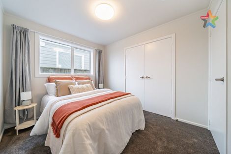 Photo of property in 221 The Esplanade, Petone, Lower Hutt, 5012